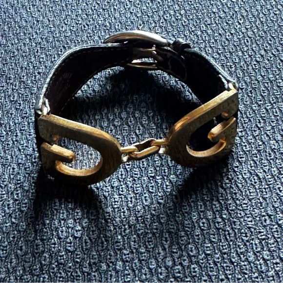 Vintage Gucci Bracelet 🤎 - Picture 1 of 6